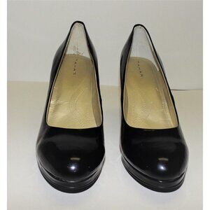Tahari 9M Wilma black patent pumps Stilettoes  3.5"